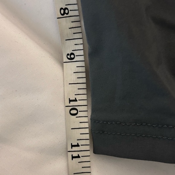 Men’s Hawaiian Island Creations Gray Board Shorts Size 54 NWT - Picture 6 of 7